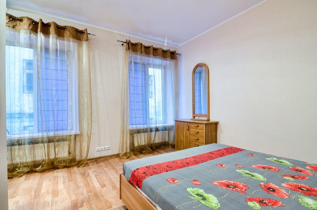 Apartamenty Lesi Ukrainky 17 Lviv Bilik gambar